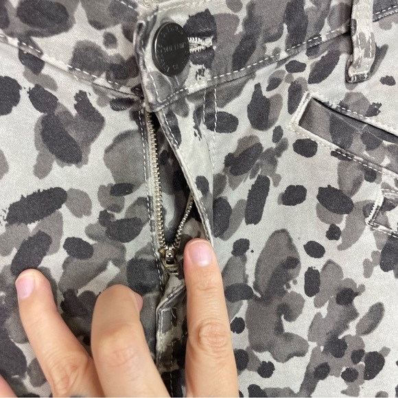 Current Elliot The Welt Pocket Ankle Skinny in Steel Grey Scooter Leopard, 31 - Picture 5 of 10